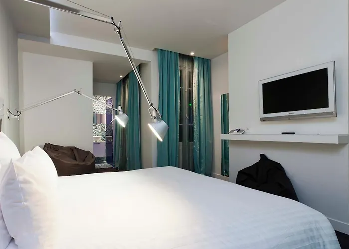Color Design Hotel Parijs
