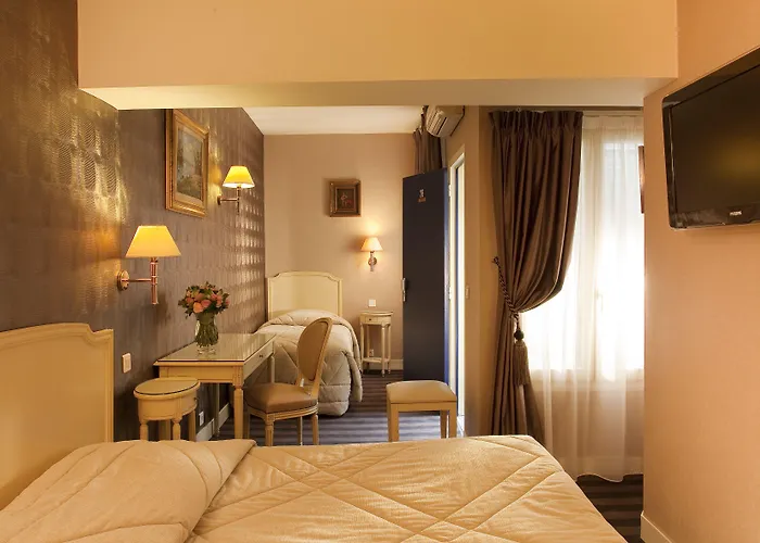 Hotel Riviera Elysees Parijs
