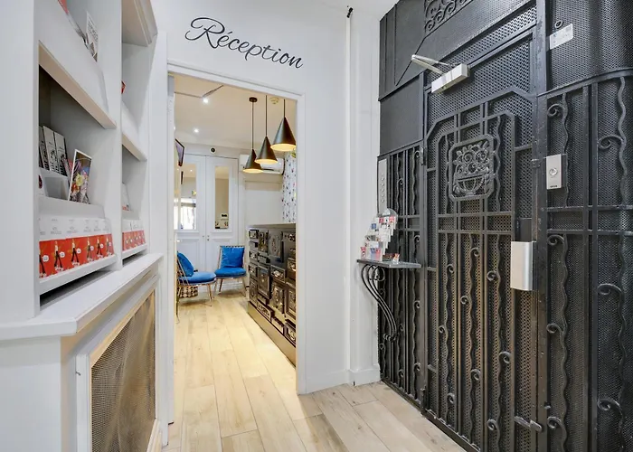 Hotel Riviera Elysees Parijs